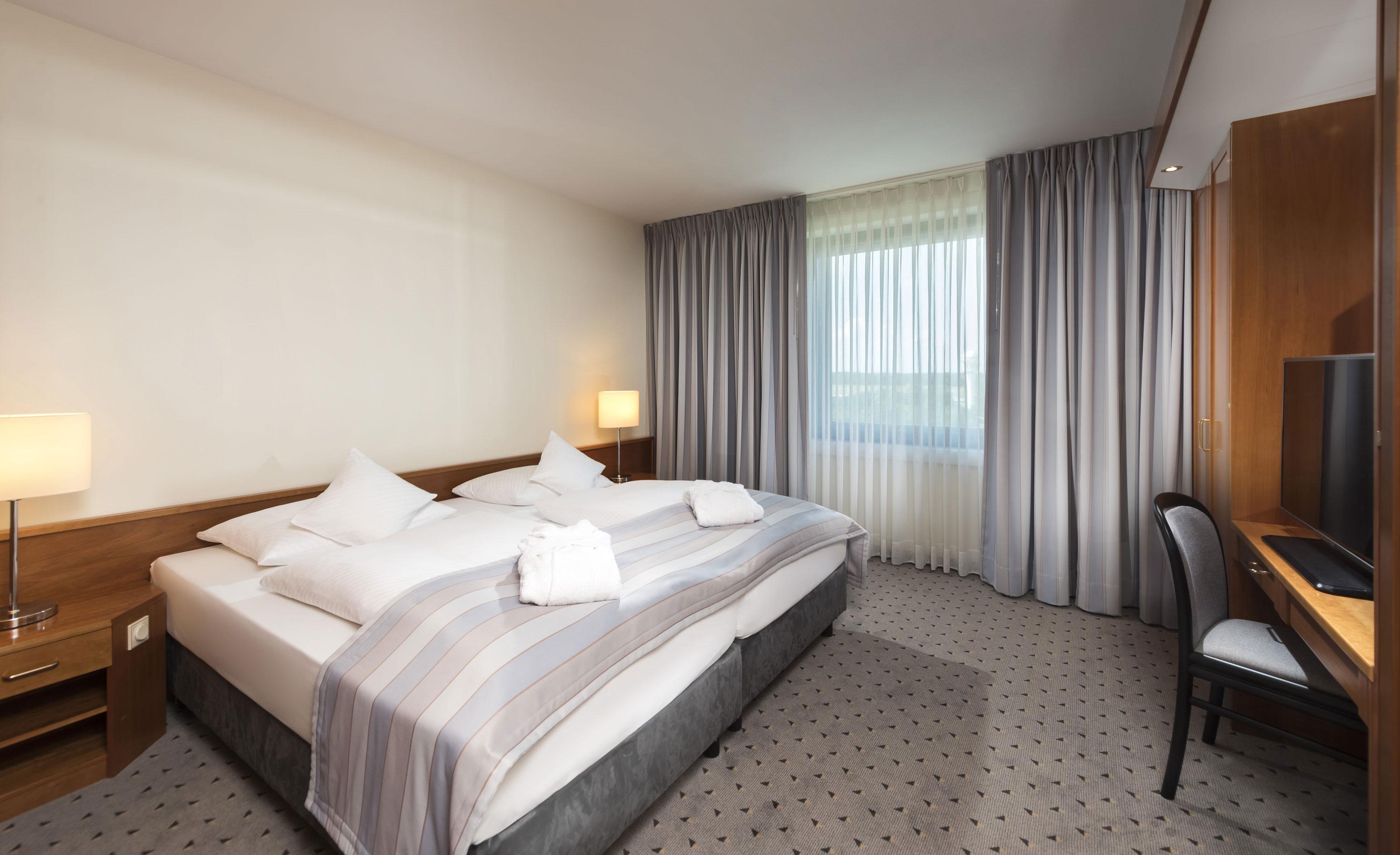 Maritim Airport Hotel Hannover Langenhagen  Exterior photo