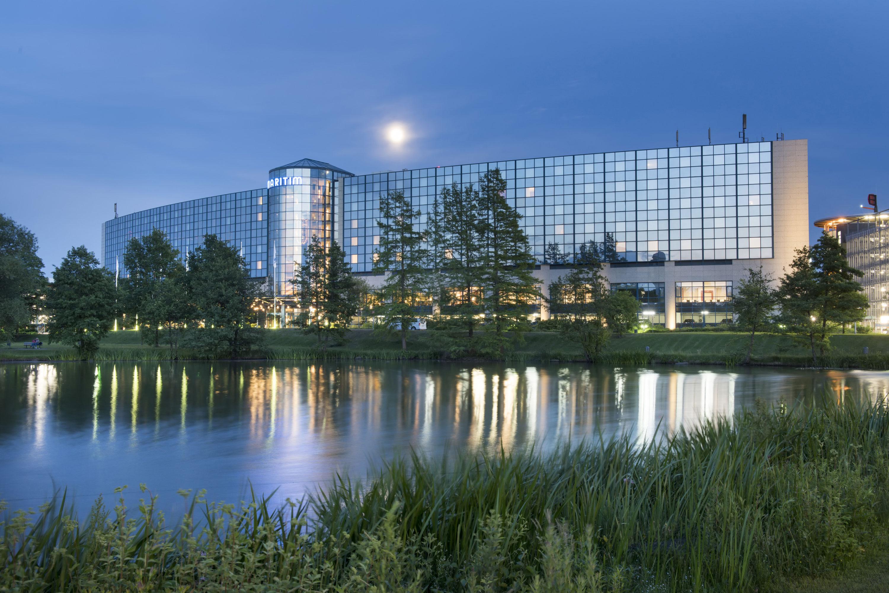 Maritim Airport Hotel Hannover Langenhagen  Exterior photo