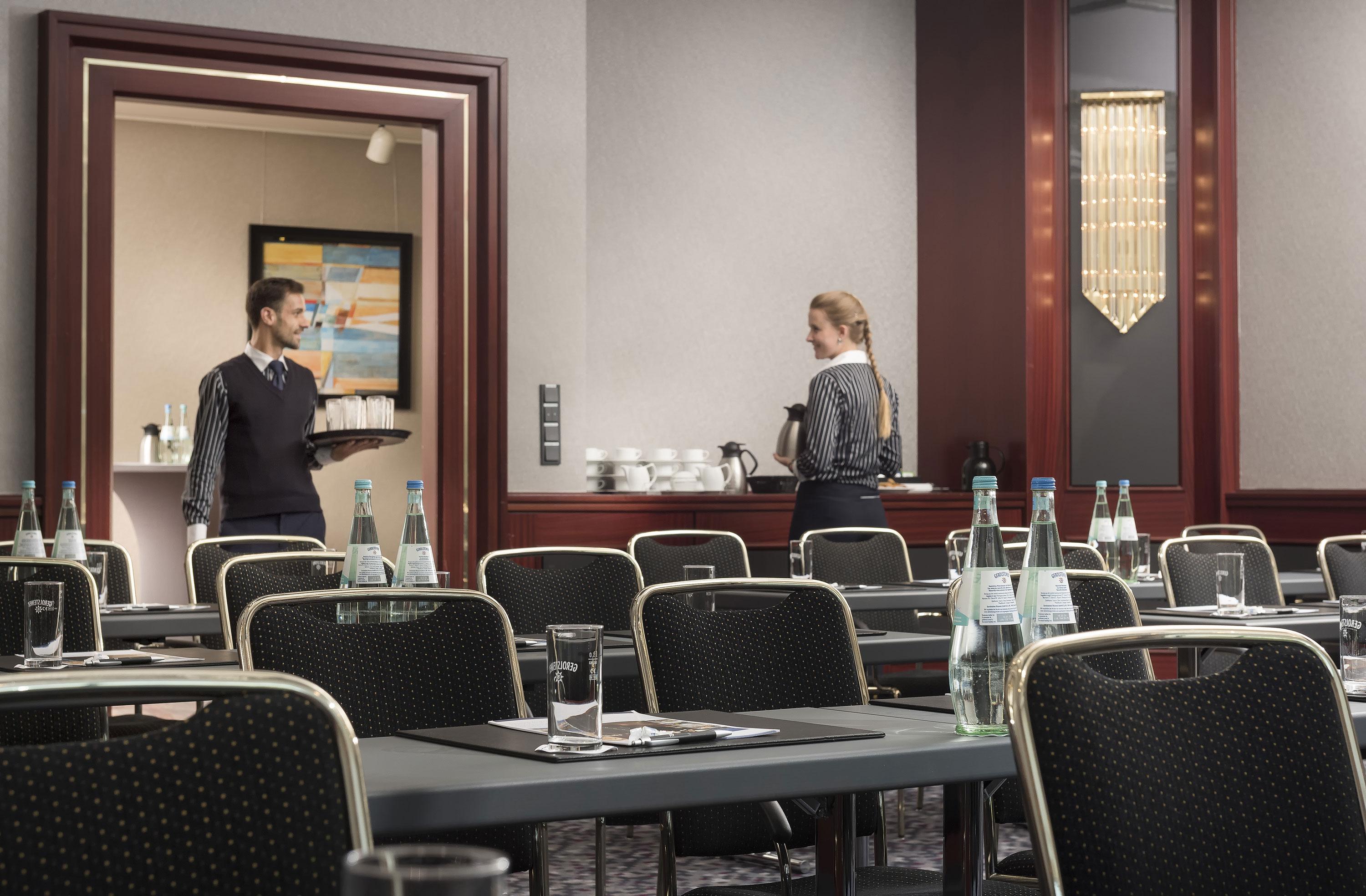 Maritim Airport Hotel Hannover Langenhagen  Exterior photo
