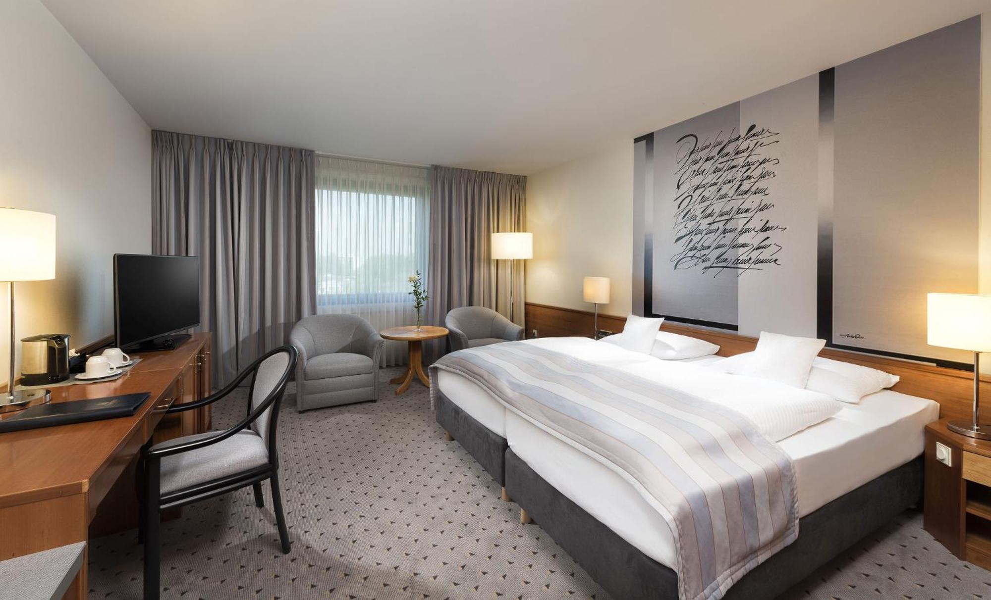 Maritim Airport Hotel Hannover Langenhagen  Exterior photo