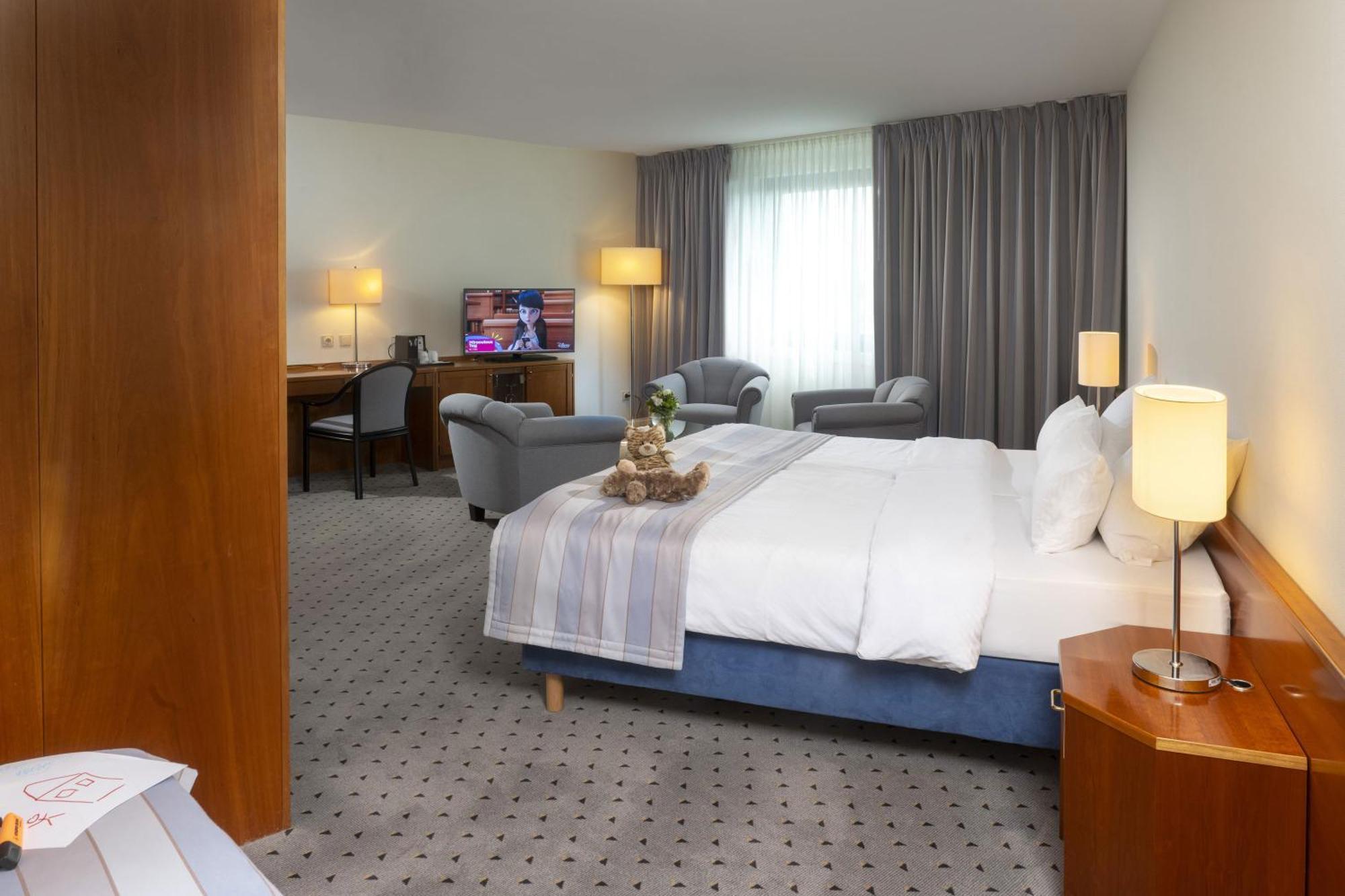 Maritim Airport Hotel Hannover Langenhagen  Exterior photo