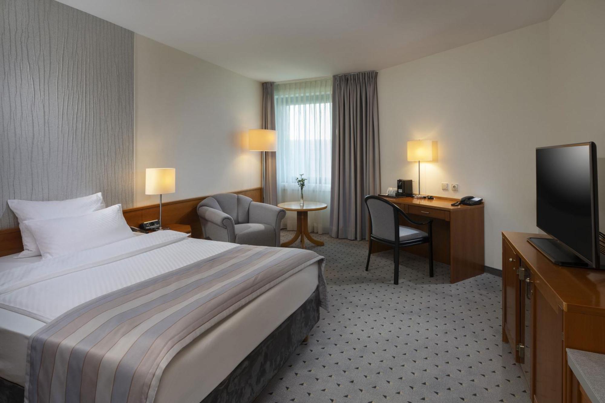 Maritim Airport Hotel Hannover Langenhagen  Exterior photo